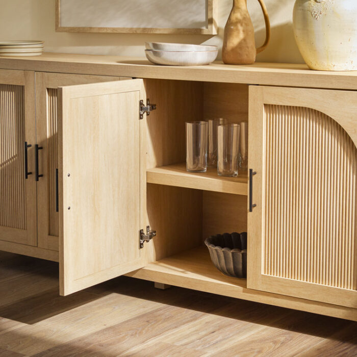 Eilisha+Modern+70_+Reeded+Sideboard+with+Arched+Doors (2)